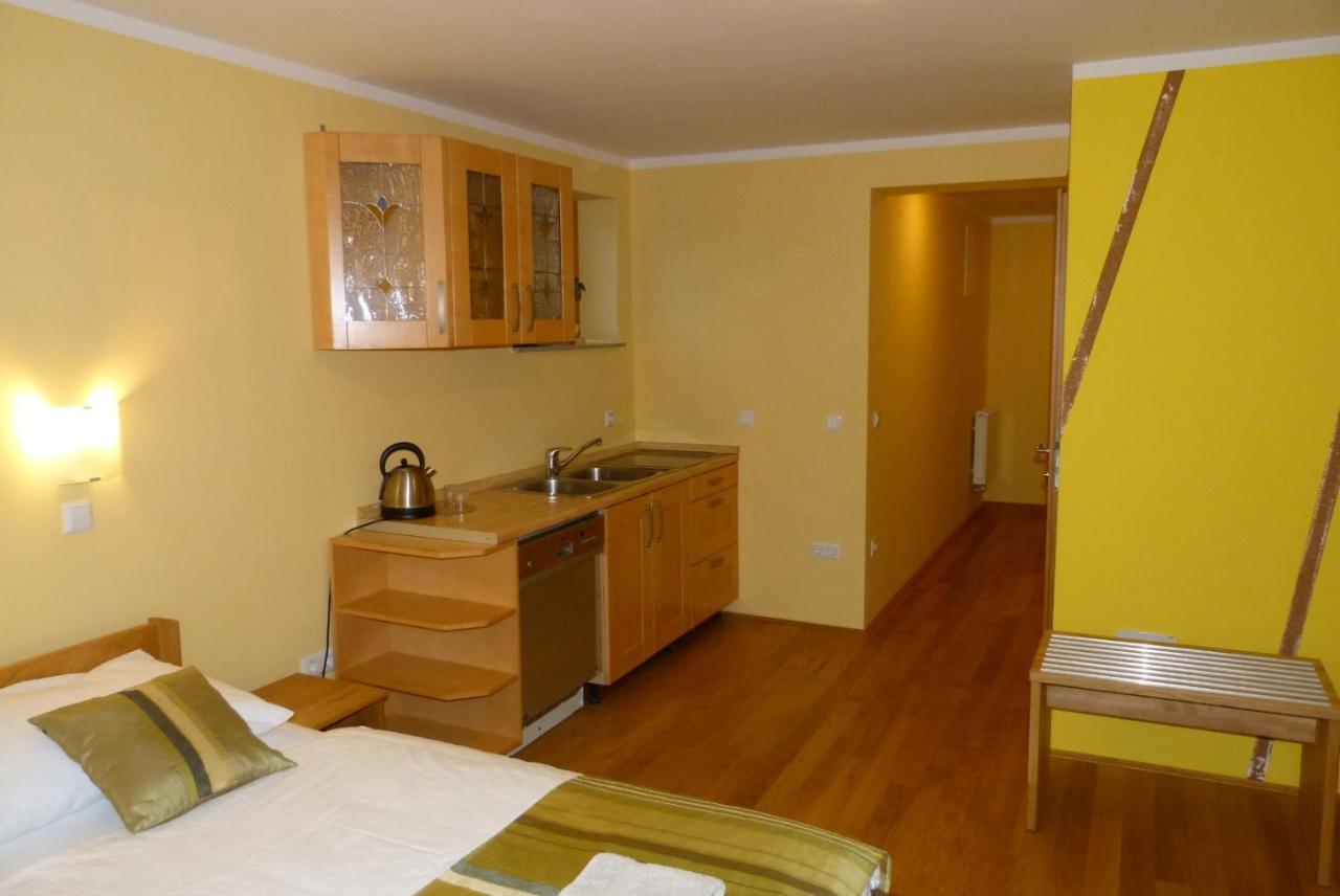 Guest House Eco Vila Mila Rogaska Slatina Exterior photo