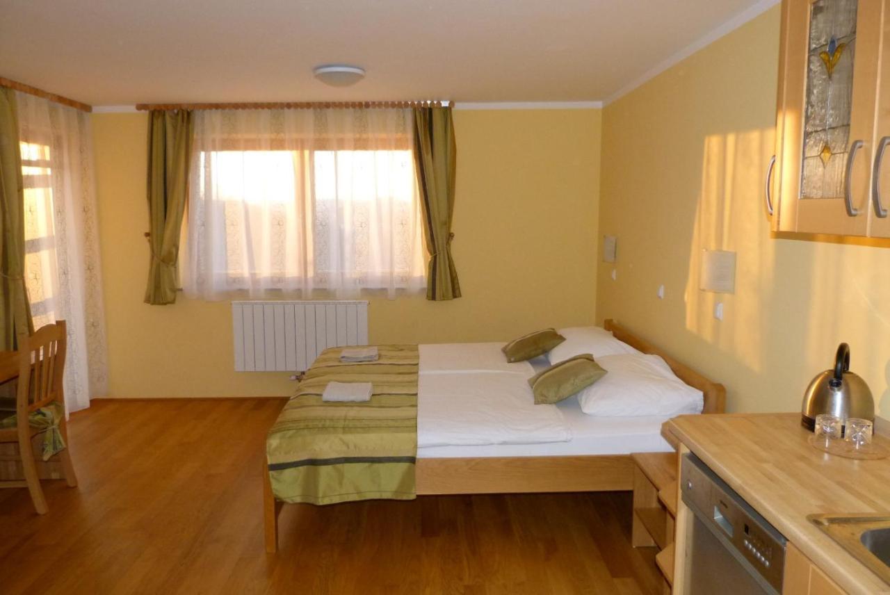 Guest House Eco Vila Mila Rogaska Slatina Exterior photo