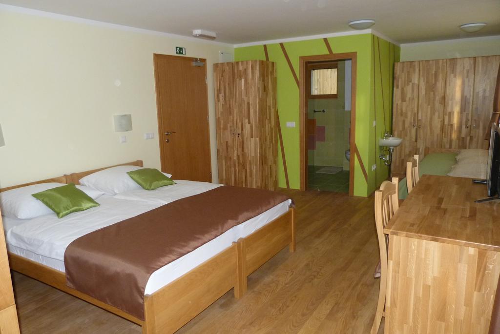Guest House Eco Vila Mila Rogaska Slatina Exterior photo
