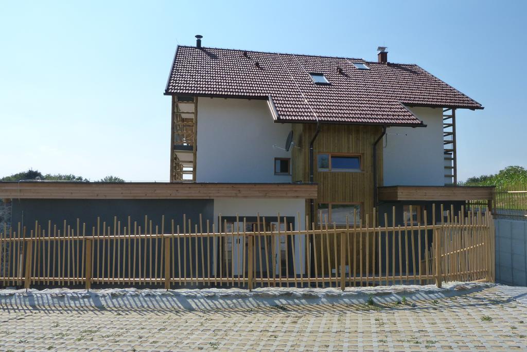 Guest House Eco Vila Mila Rogaska Slatina Exterior photo